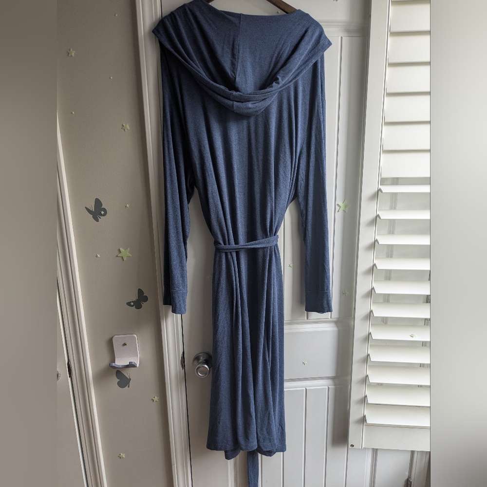 MeUndies Navy Blue Hooded Robe - Picture 2 of 3